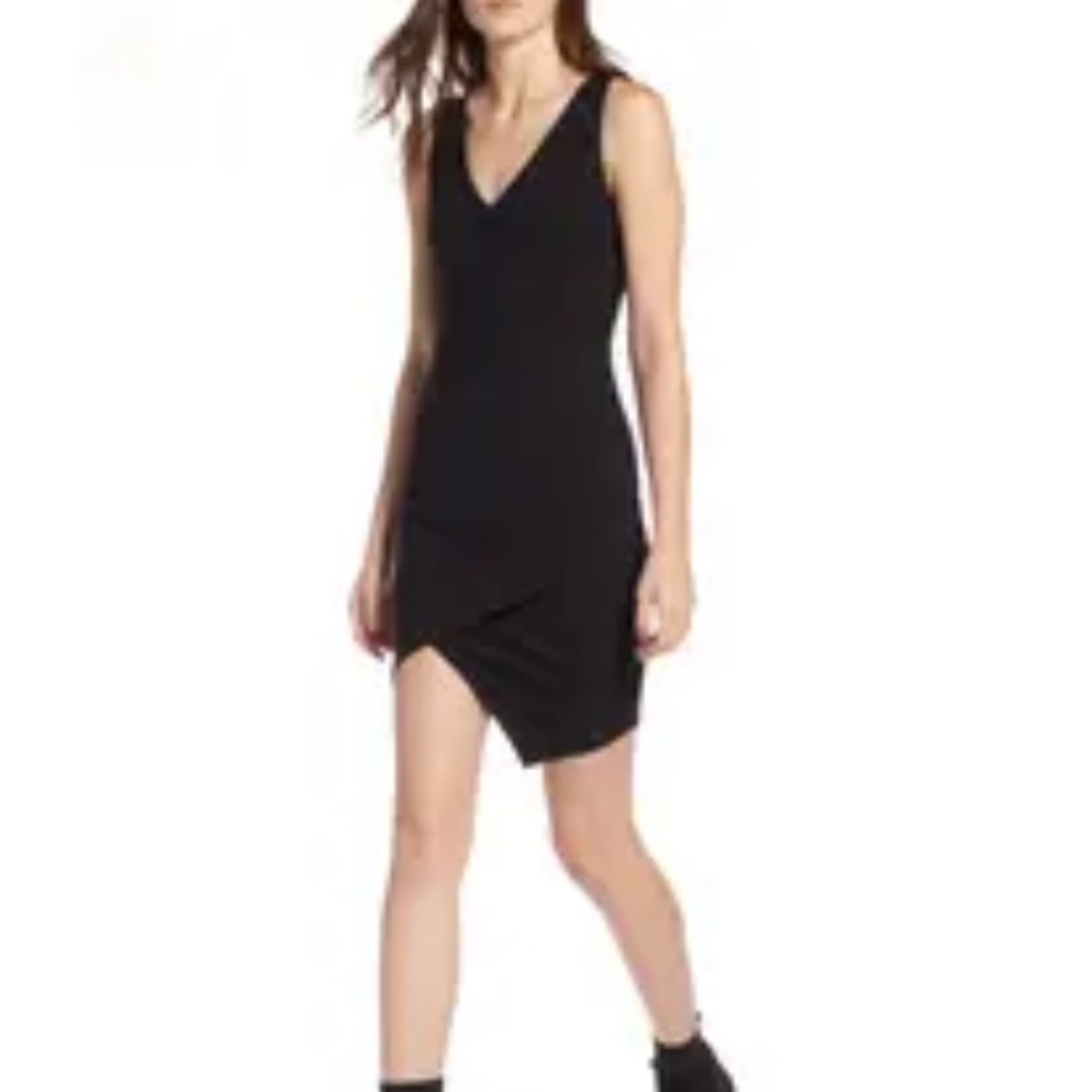 Soprano Black Asymmetrical Body-Con Dress
